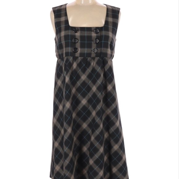 Marianne Chace Dresses & Skirts - Sweet Sleeveless Plaid Dress w/Button Detail
